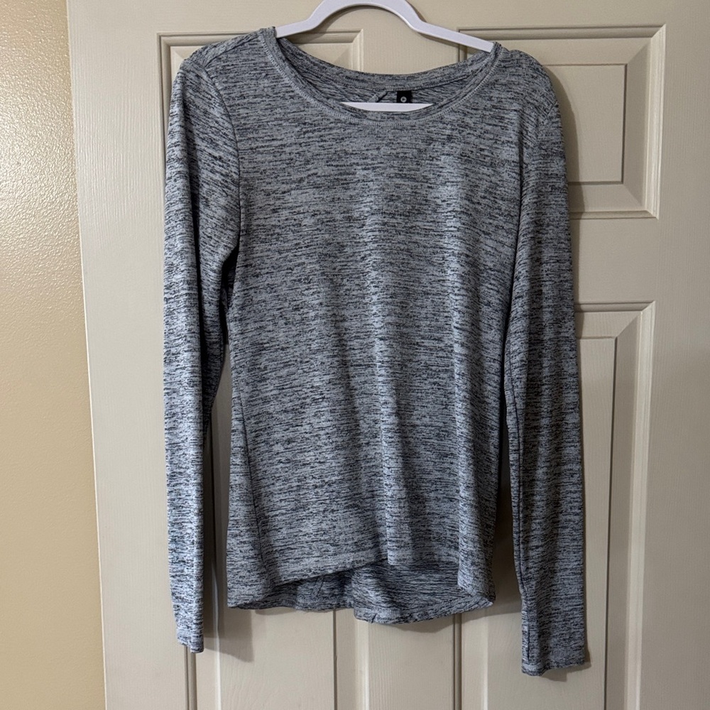 90 Degree By Reflex Heathered Gray Long Sleeve Top